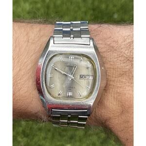 Seiko Automatic Mens Watch Running Mechanical Wristwatch 7009-5010 Vintage 70s